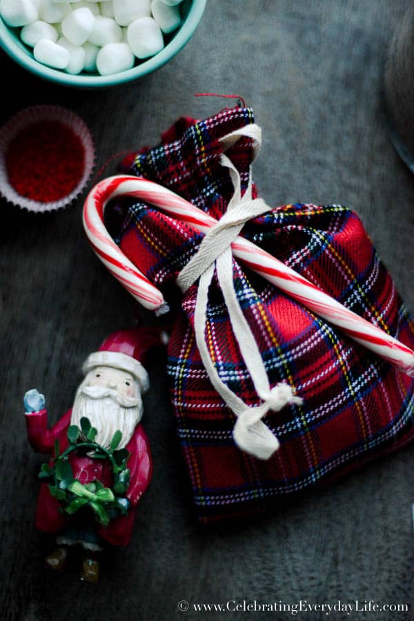 Cocoa gift mix diy bag plaid tuck bundle into cute Hot Cocoa Mix Gift DIY